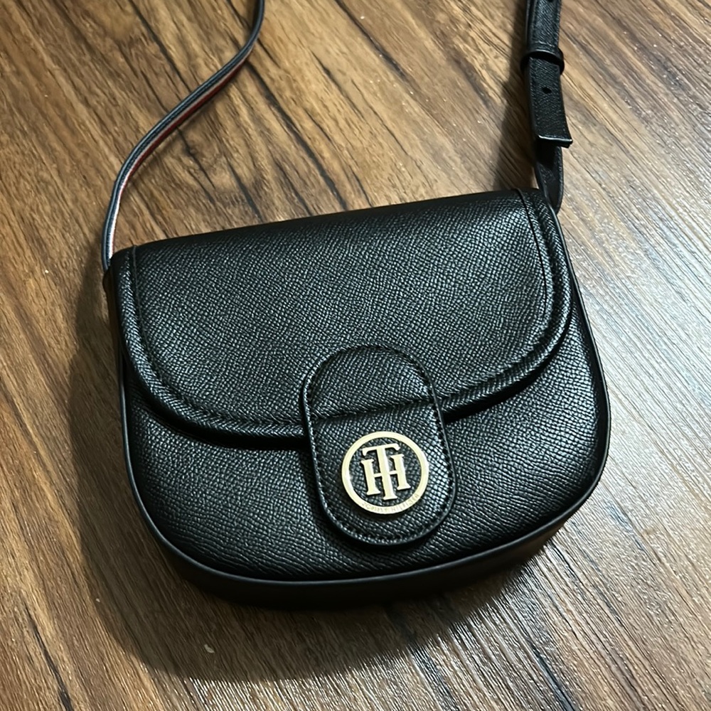 Tommy Hilfiger crossbody bag, unused,